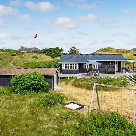 Holiday home Stunning Home In Oksbol With Wifi
